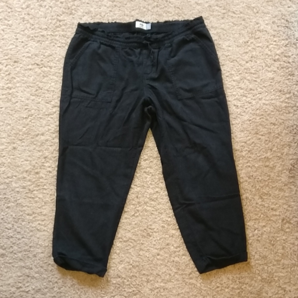 Old Navy Linen Capris